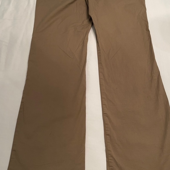 Old Navy boot cut chinos - Picture 2 of 5
